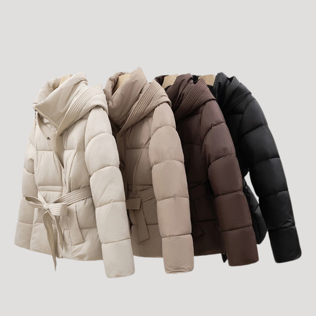 Amara - Chaqueta acolchada con capucha y cinturón