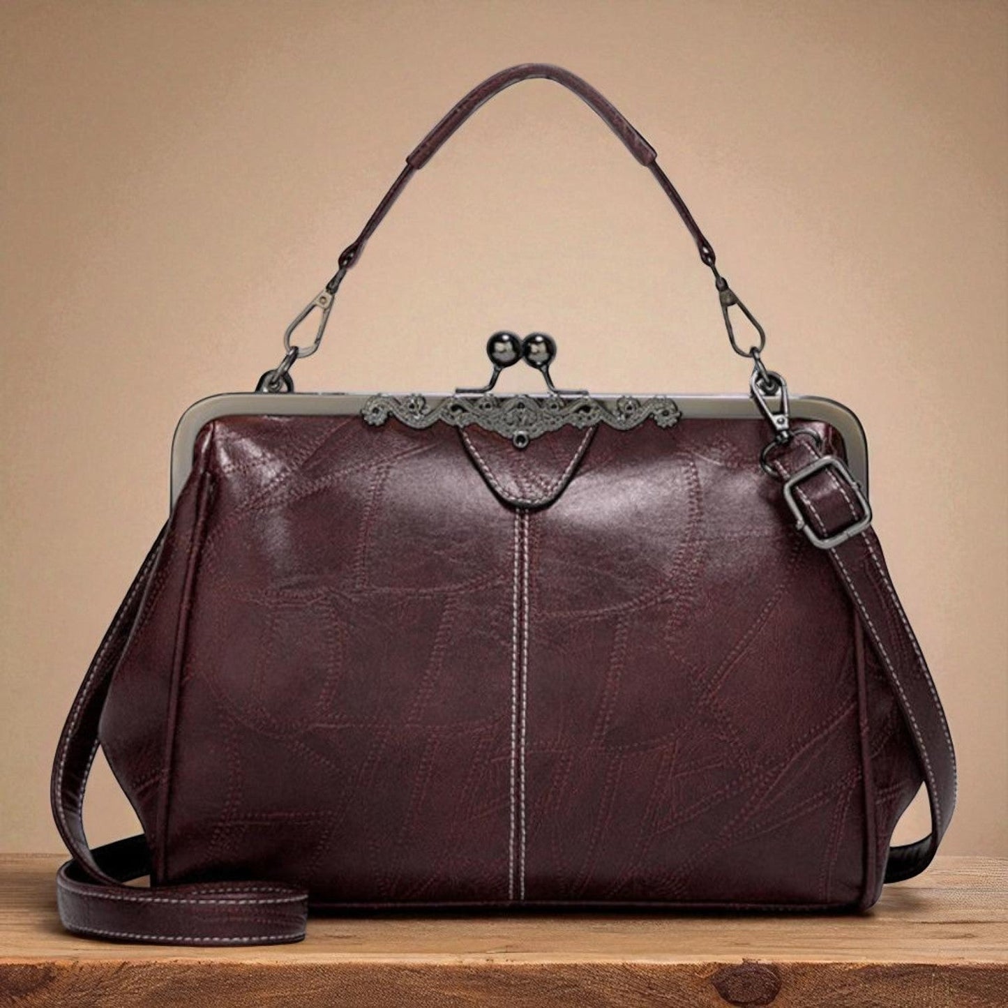 Bolso vintage con chiusura de scatto