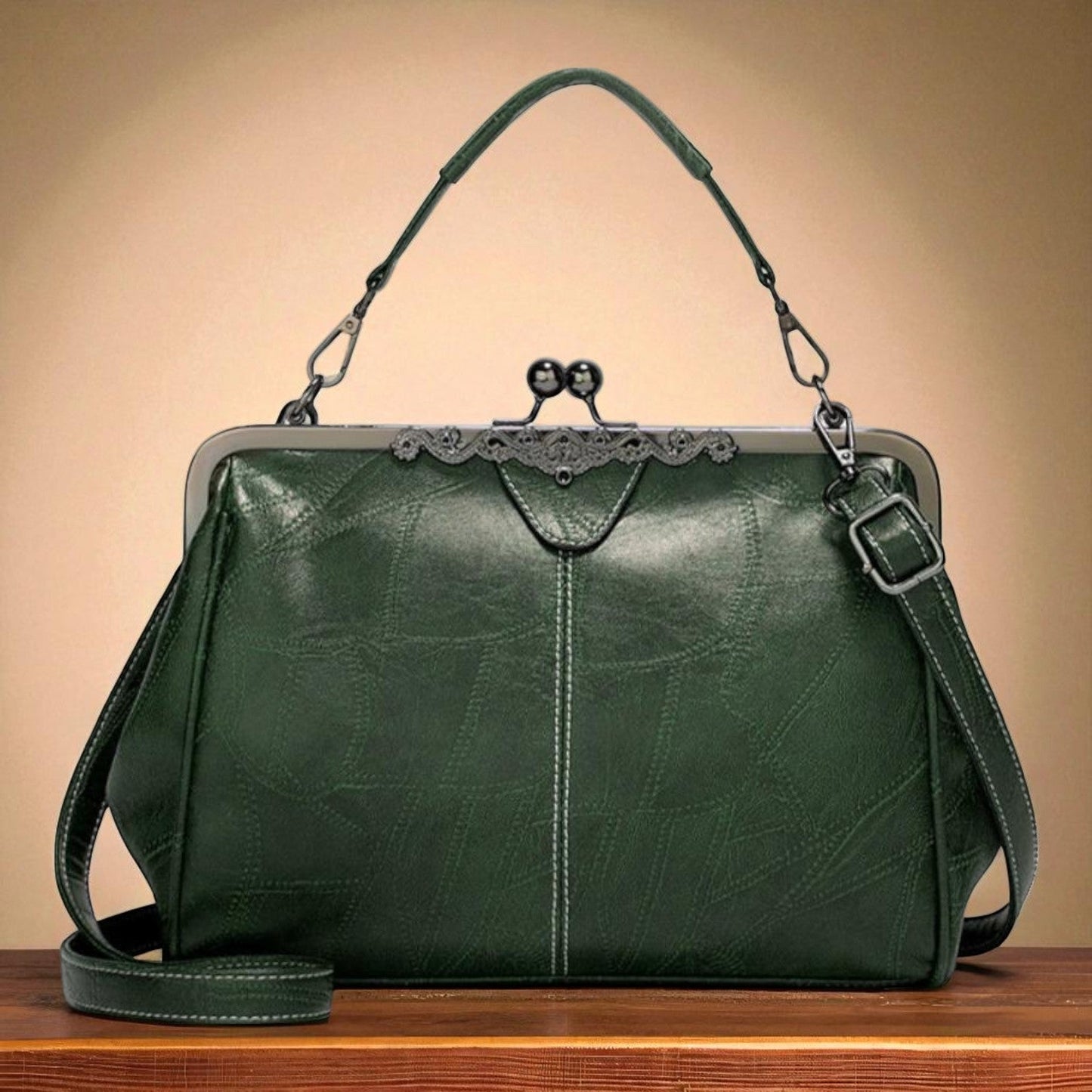 Bolso vintage con chiusura de scatto